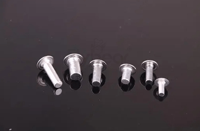 【福贝尔技术问答】铆钉和螺钉分别适合使用在什么地方？